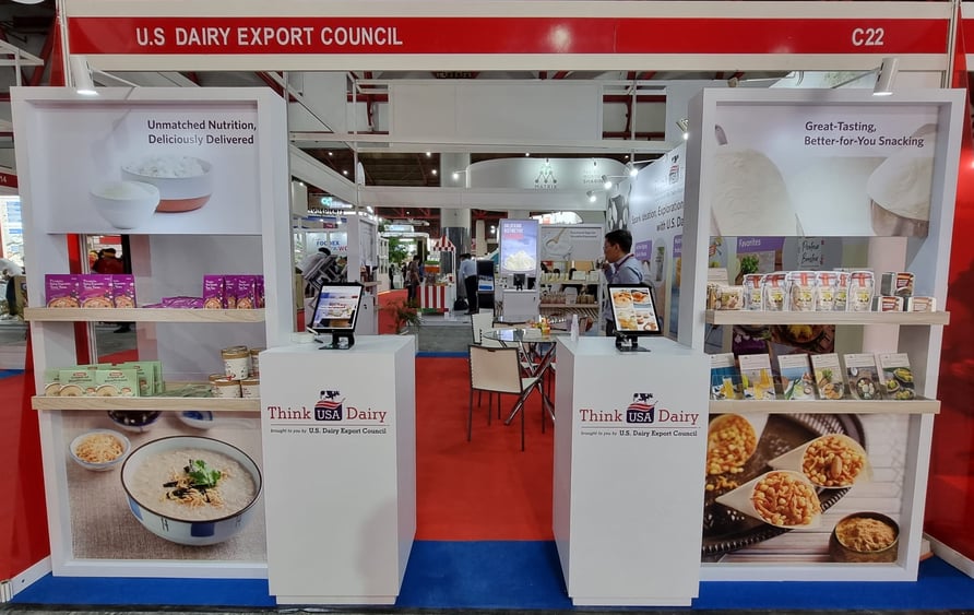 FI show booth