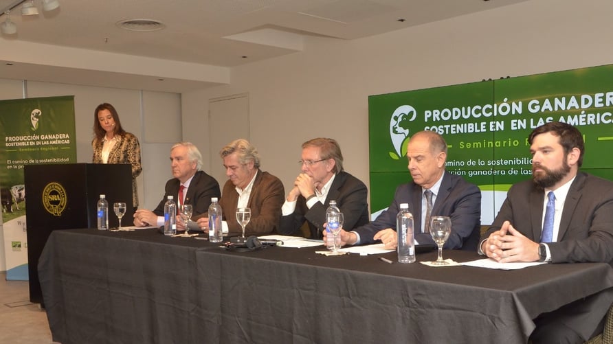 Argentina signing ceremony