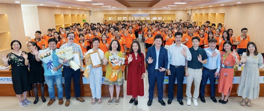 Vietnam student presentation